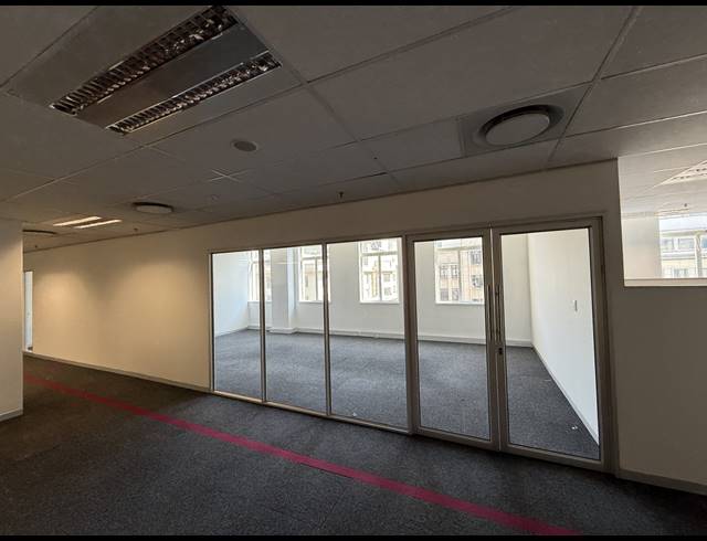1,287M² OFFICE TO LET IN CAPE TOWN CITY CENTRE